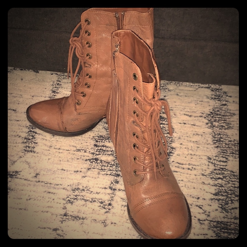 Steve Madden Heeled Laced Booties